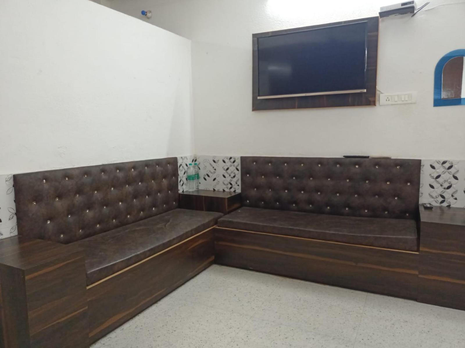 Chinta Haran Rest House Deoghar Rom bilde