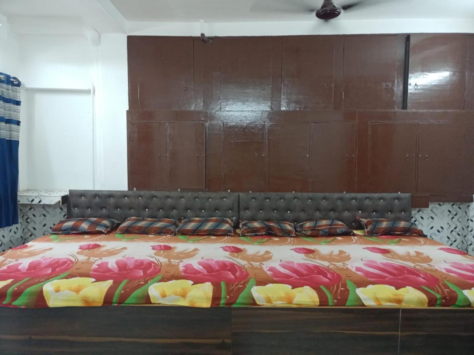 Chinta Haran Rest House Deoghar Rom bilde